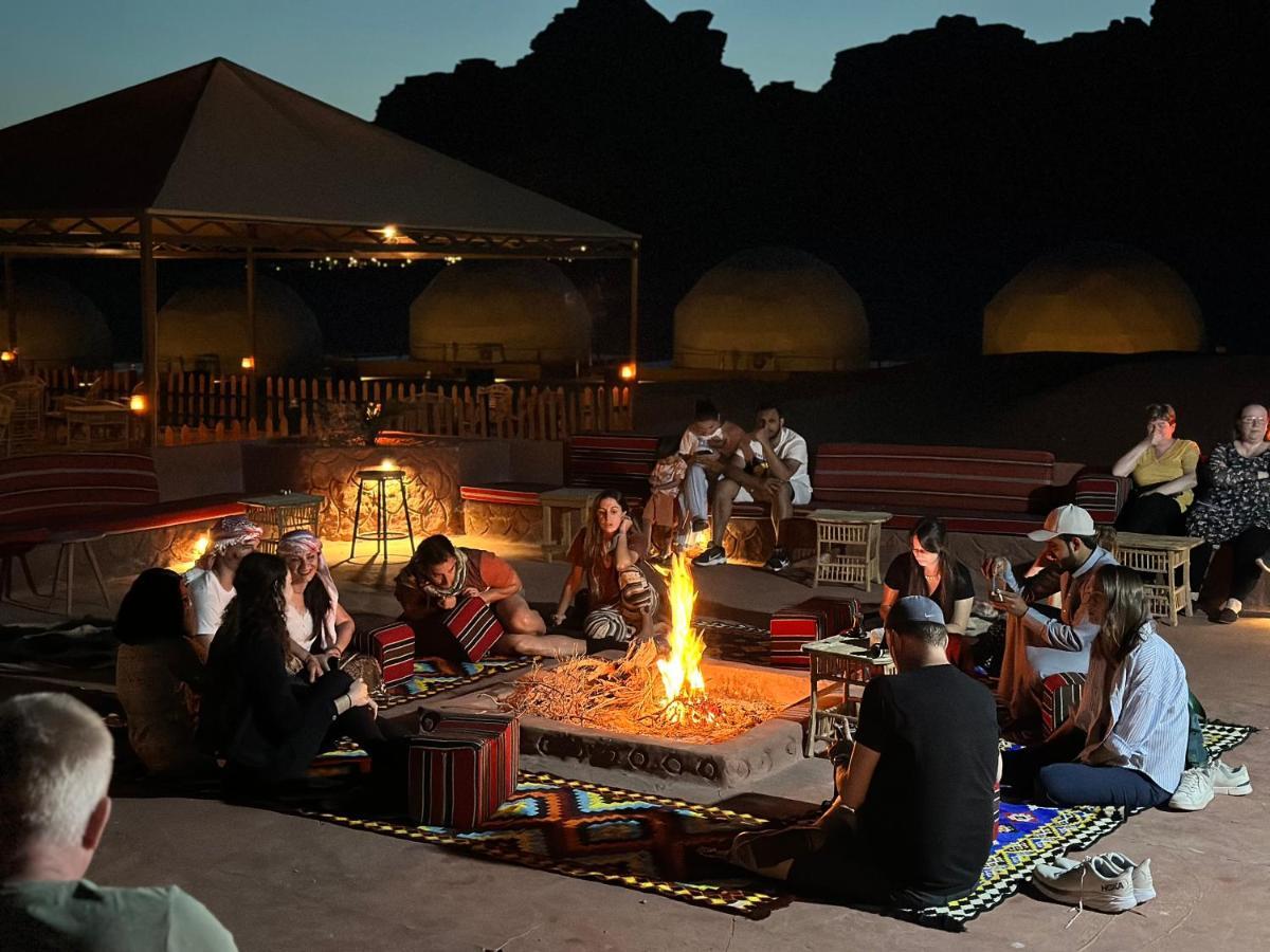 Rum Crystal Luxury Camp Wadi Rum Esterno foto