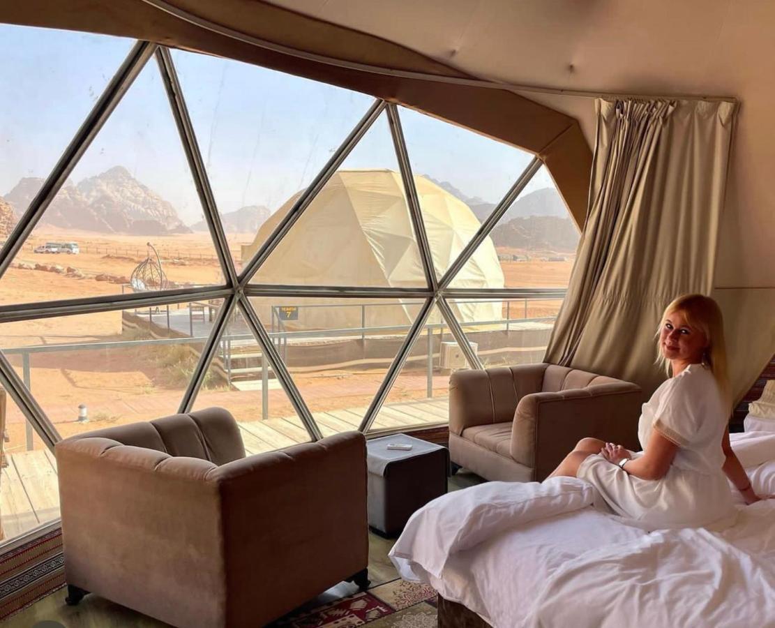 Rum Crystal Luxury Camp Wadi Rum Esterno foto